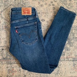 Levi altered slim straight jeans